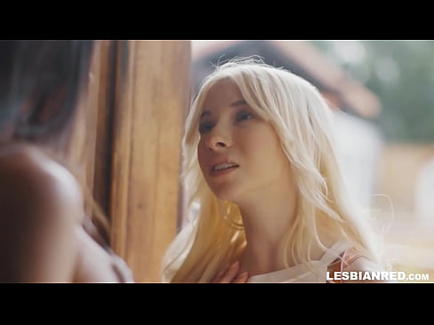 ❤️ La noia torna a casa uns mesos després i s'acaba menjant el cony de la seva madrastra ❤ Vídeo porno al ca.com-milf-300.ru ﹏