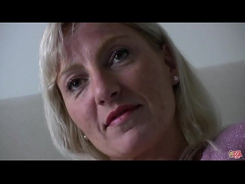 ❤️ La mare que hem fotut tots... Senyora, porteu-vos! ❤ Vídeo porno al ca.com-milf-300.ru ﹏